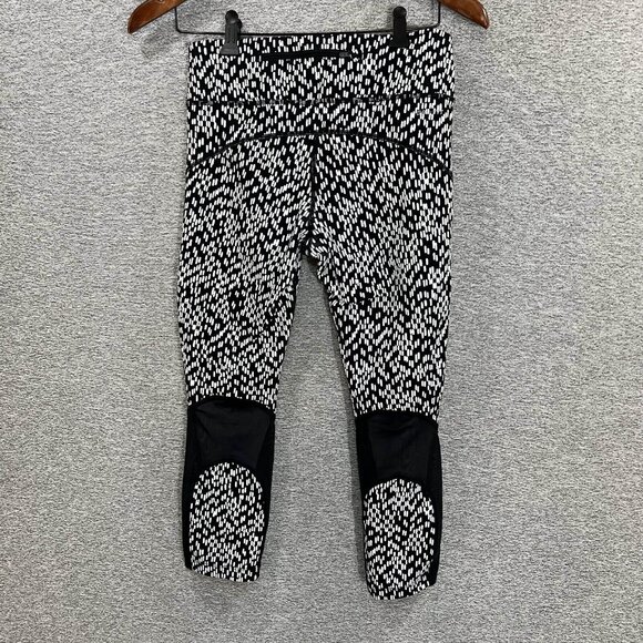 Nike Running Leggings Women Size S Black White Printed Mesh Cropped Yoga Stretch - Picture 14 of 14